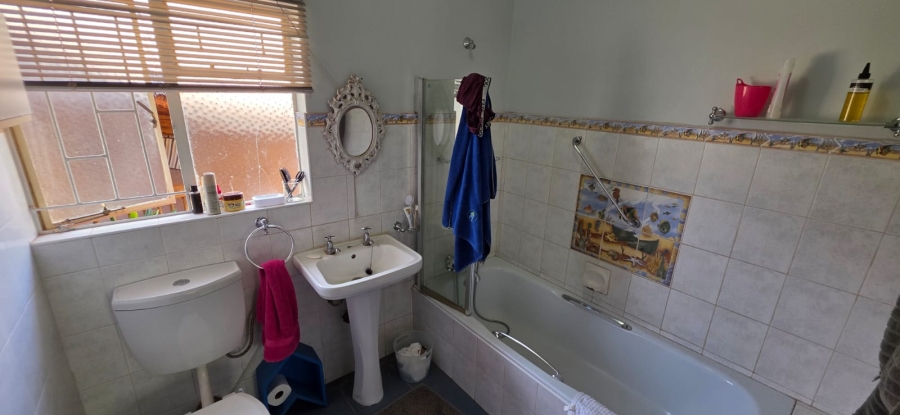 3 Bedroom Property for Sale in Doringkruin North West